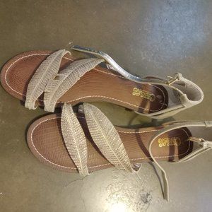 Carlos Santana Women's Sandal Size 10